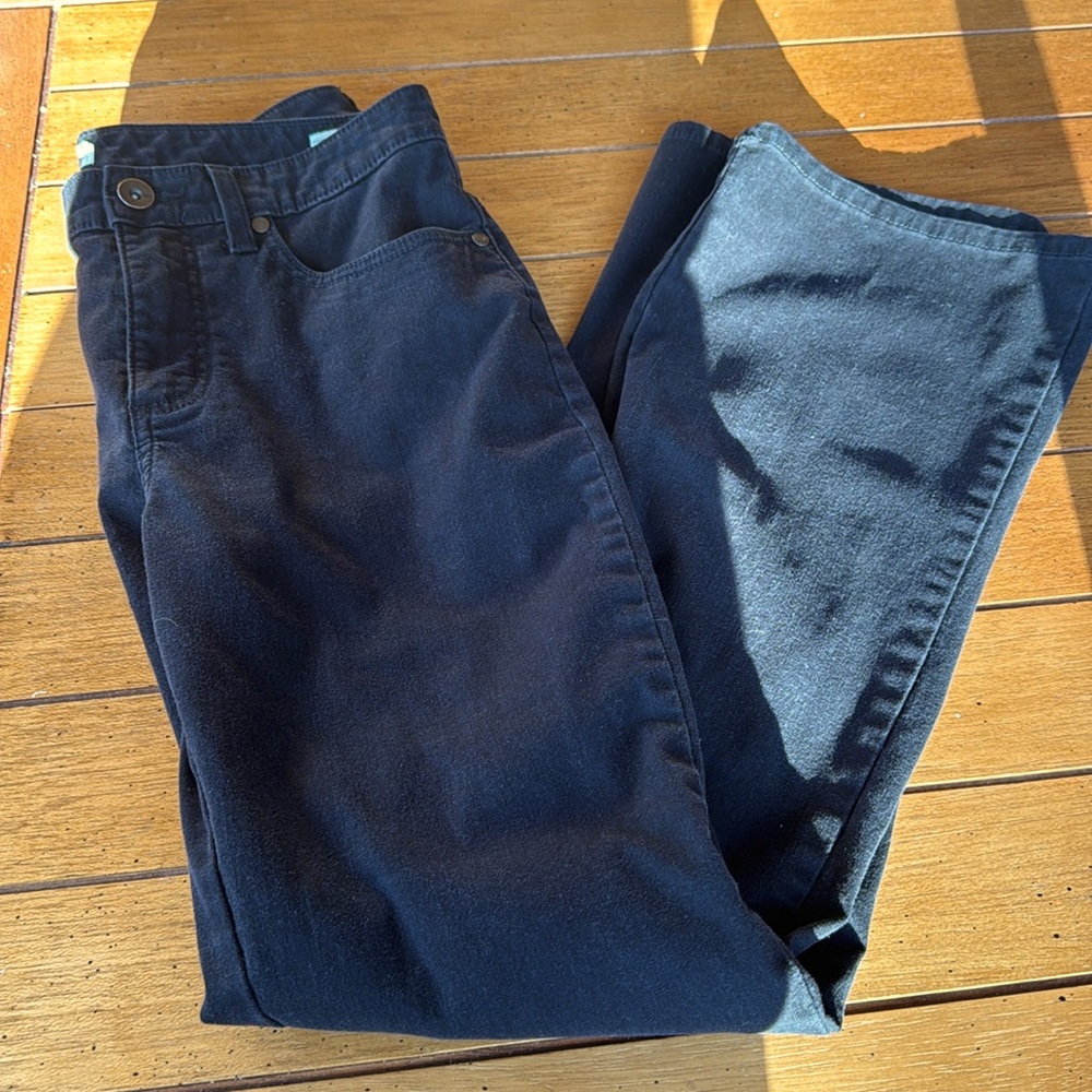 Lee Lower on The Waist Black Denim Bootcut Jeans Women’s Size 10